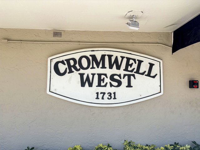 Cromwell West Condo photo 2